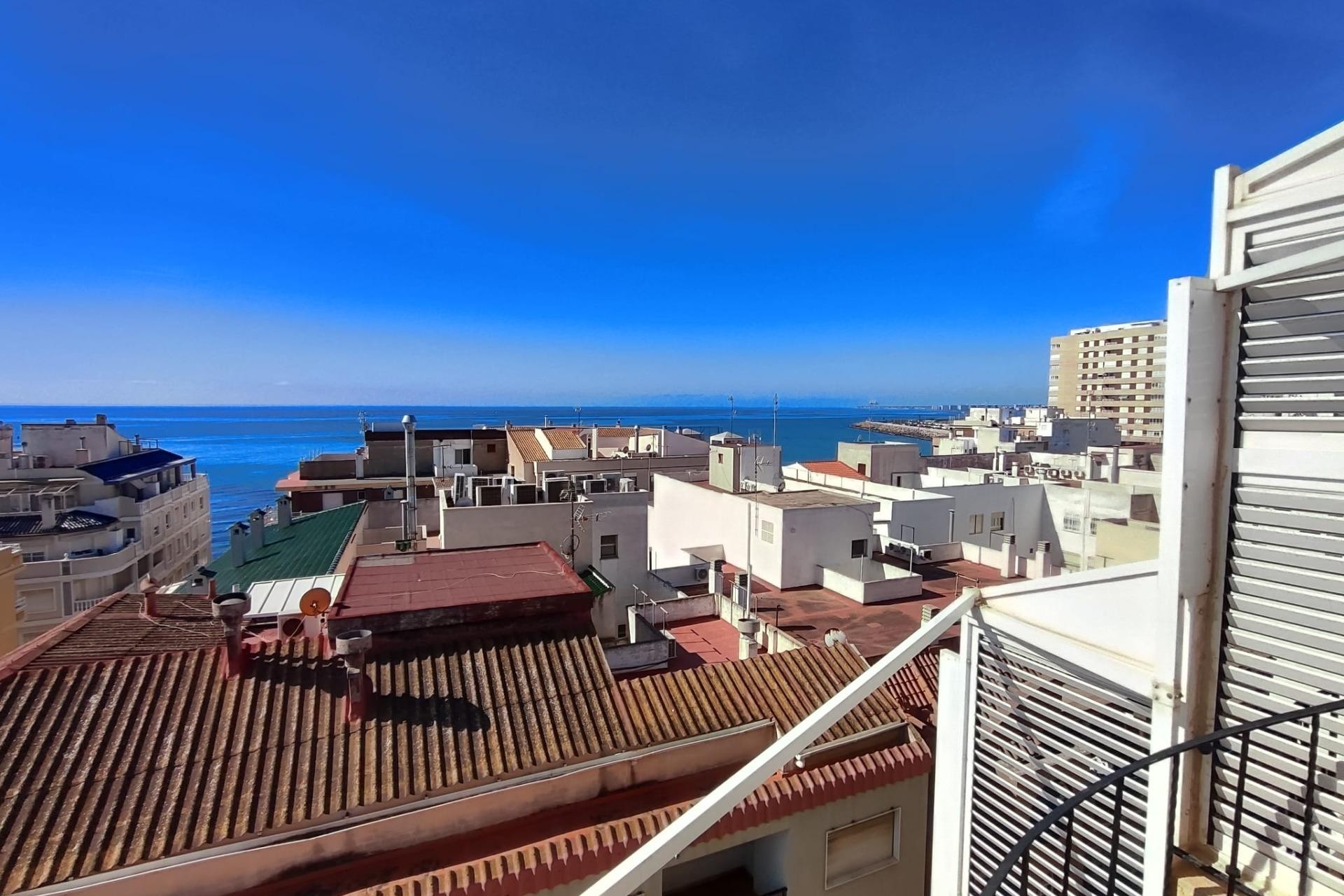 Resale - Penthouse -
Torrevieja - Paseo Maritimo