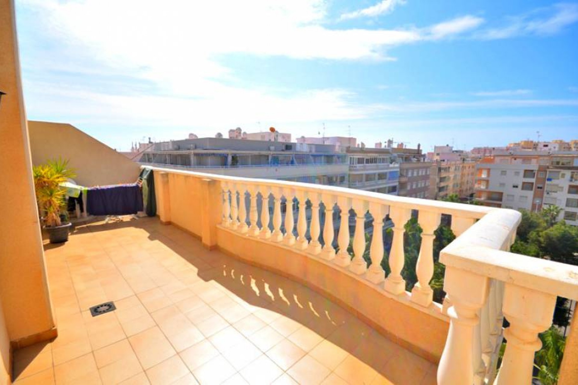 Resale - Penthouse -
Torrevieja - Playa del Cura