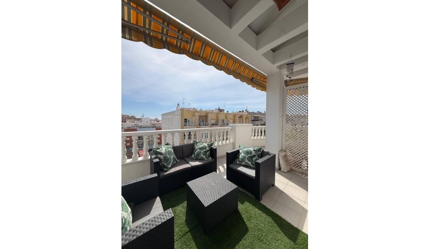 Resale - Penthouse -
Torrevieja - Playa del Cura