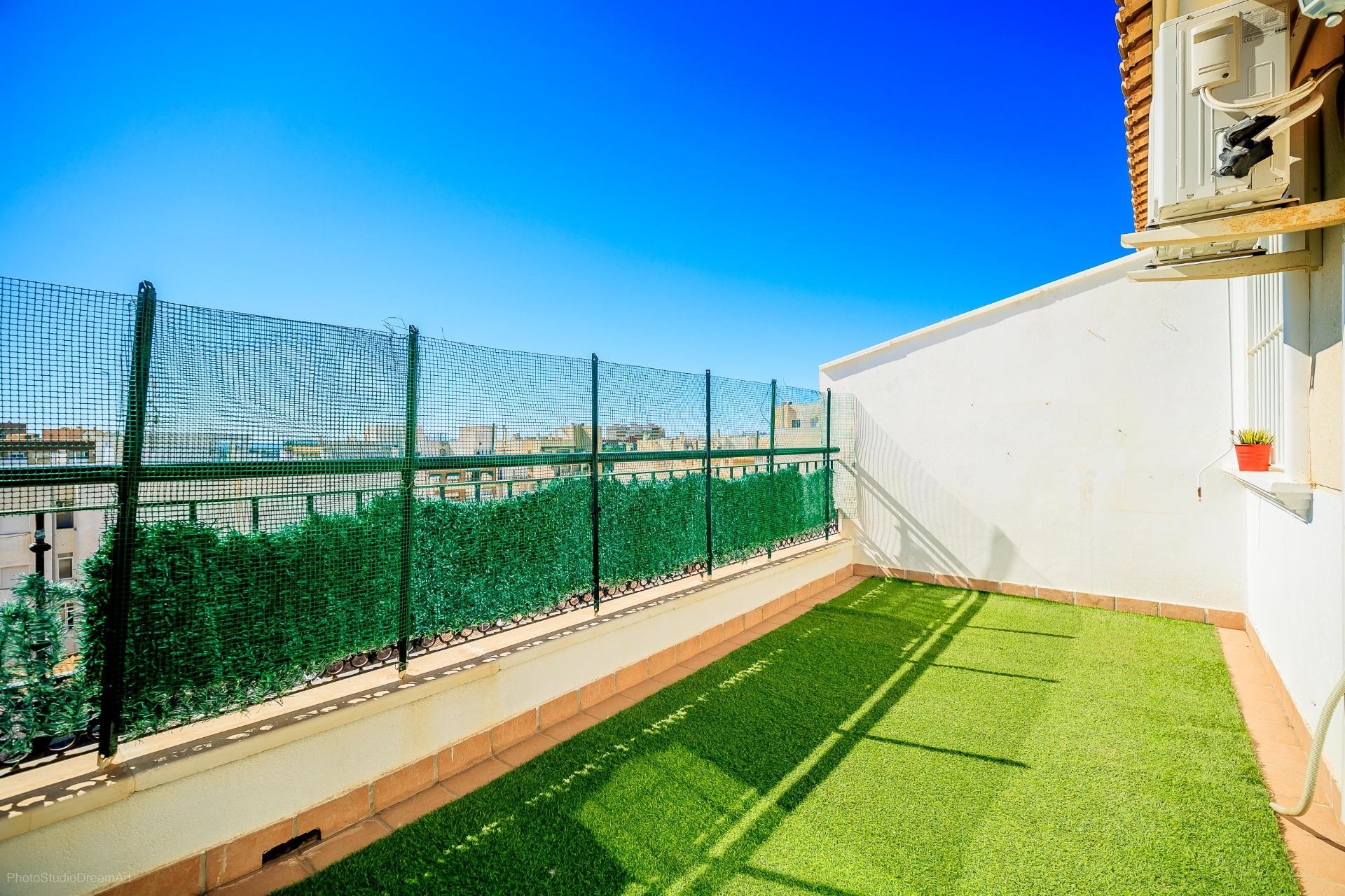 Resale - Penthouse -
Torrevieja - Puerto