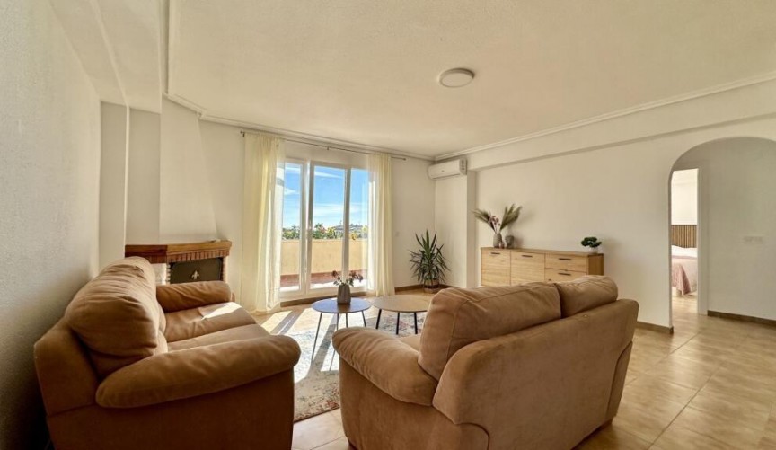 Resale - Penthouse -
Torrevieja - Punta Prima