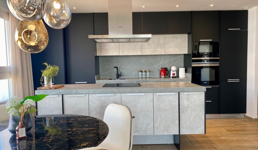 Resale - Penthouse -
Torrevieja - Punta Prima