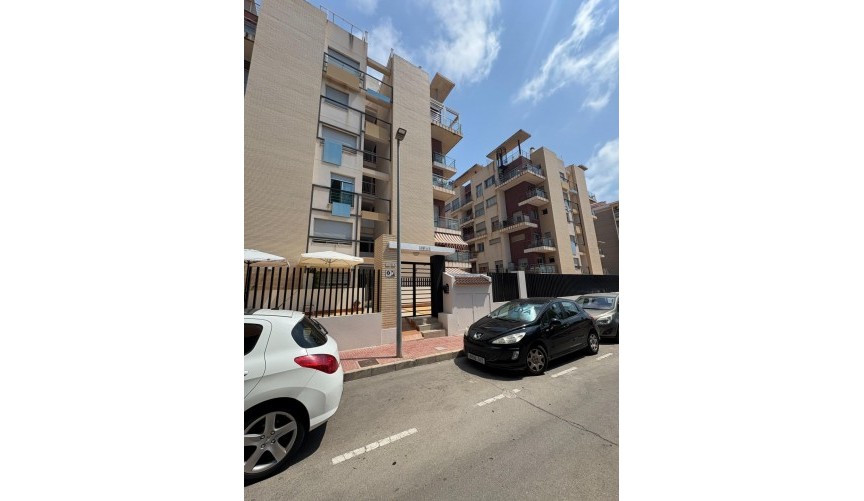 Resale - Penthouse -
Torrevieja - Punta Prima