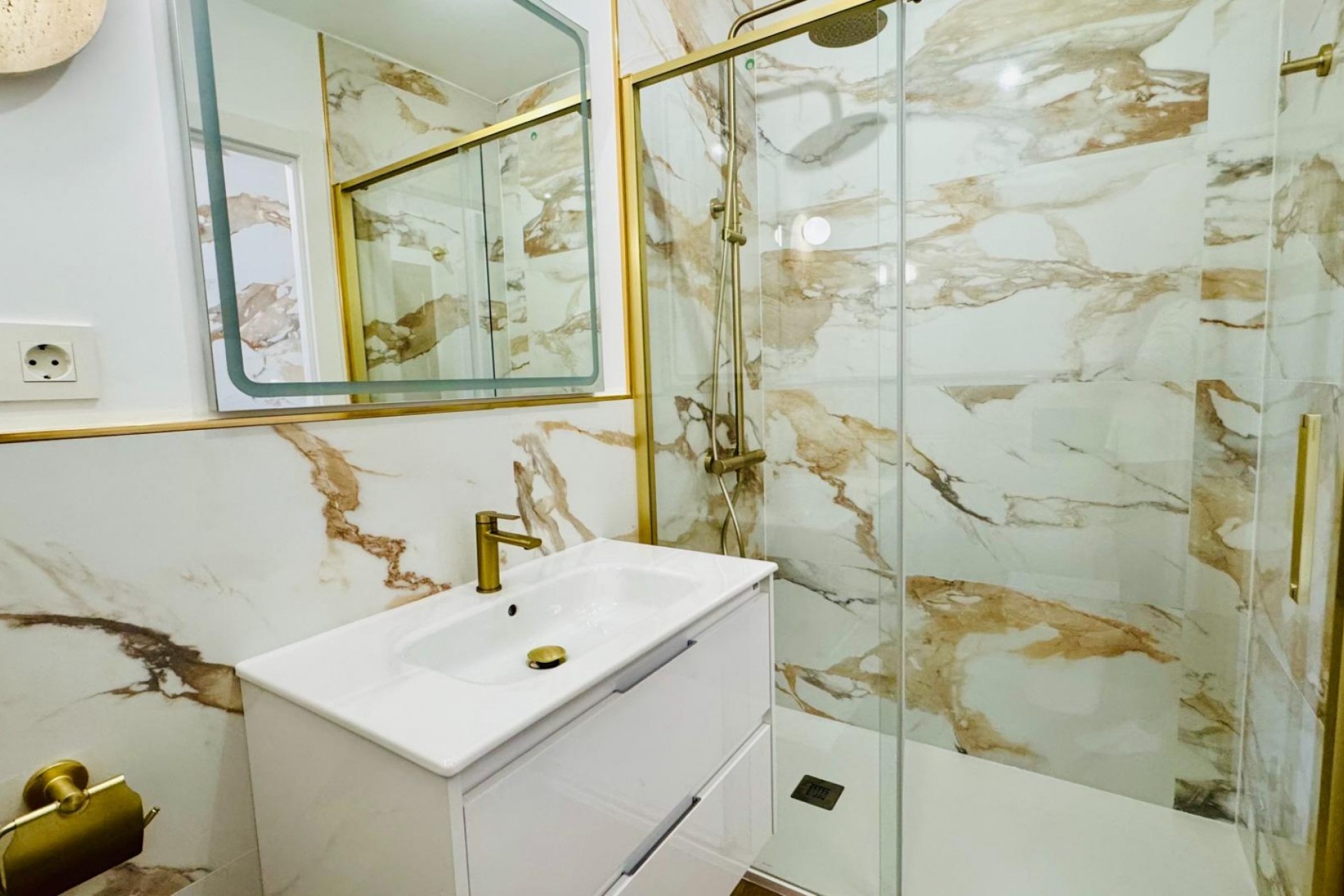 Resale - Penthouse -
Torrevieja - Punta Prima