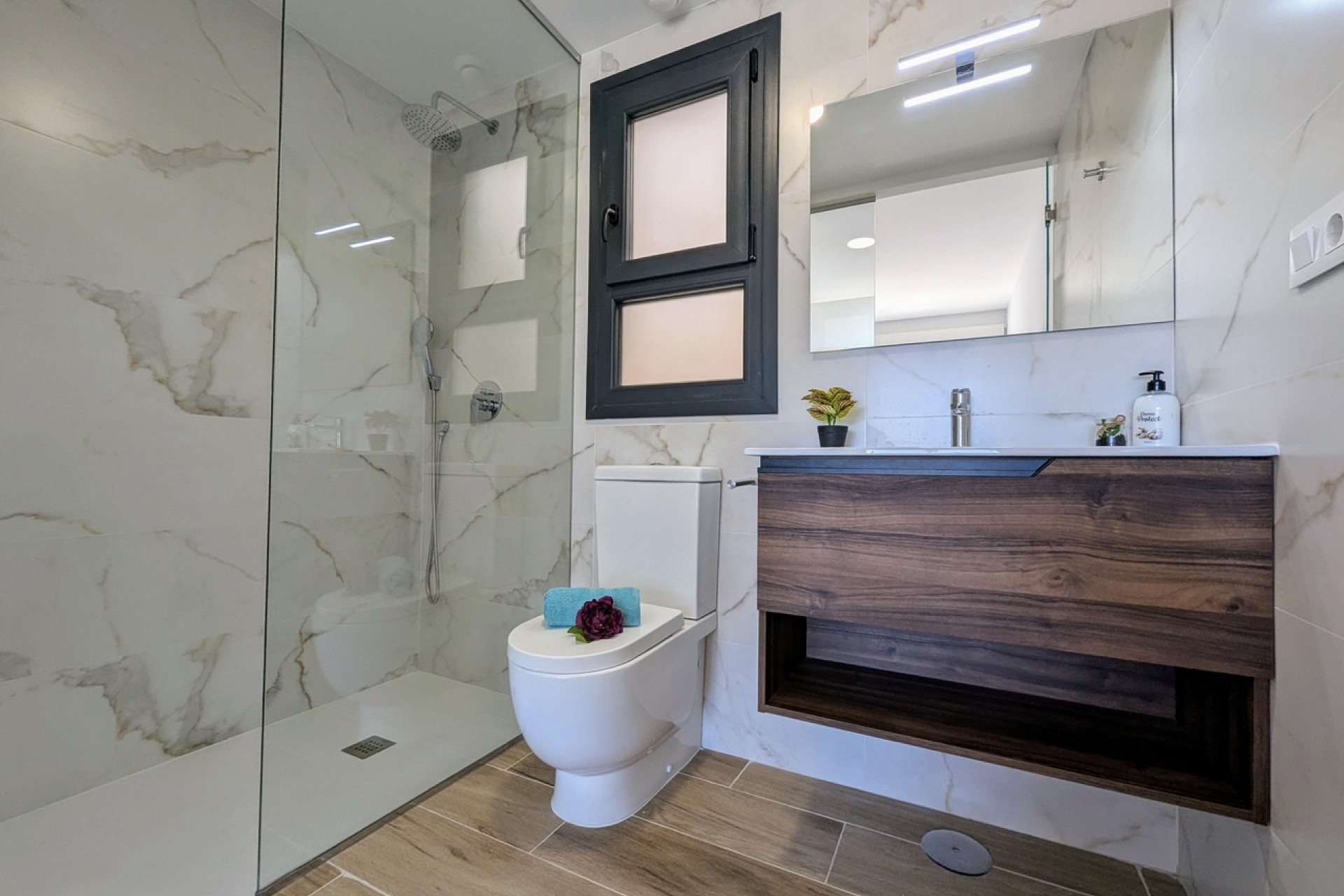 Resale - Penthouse -
Villamartin - Costa Blanca