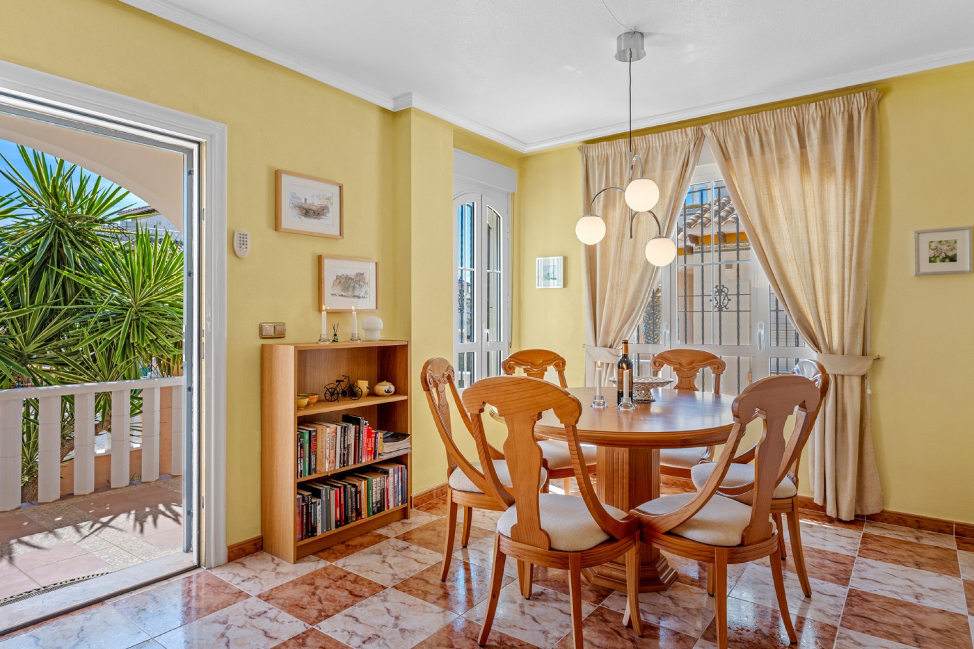 Resale - Quad House -
Cabo Roig - Costa Blanca