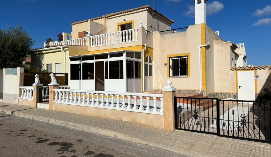 Resale - Quad House -
Orihuela Costa - Costa Blanca