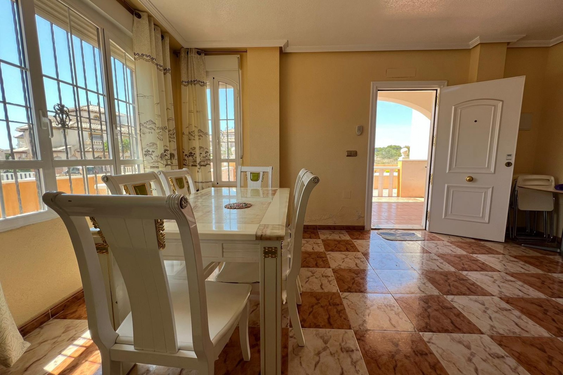 Resale - Quad House -
Orihuela Costa - Montezenia
