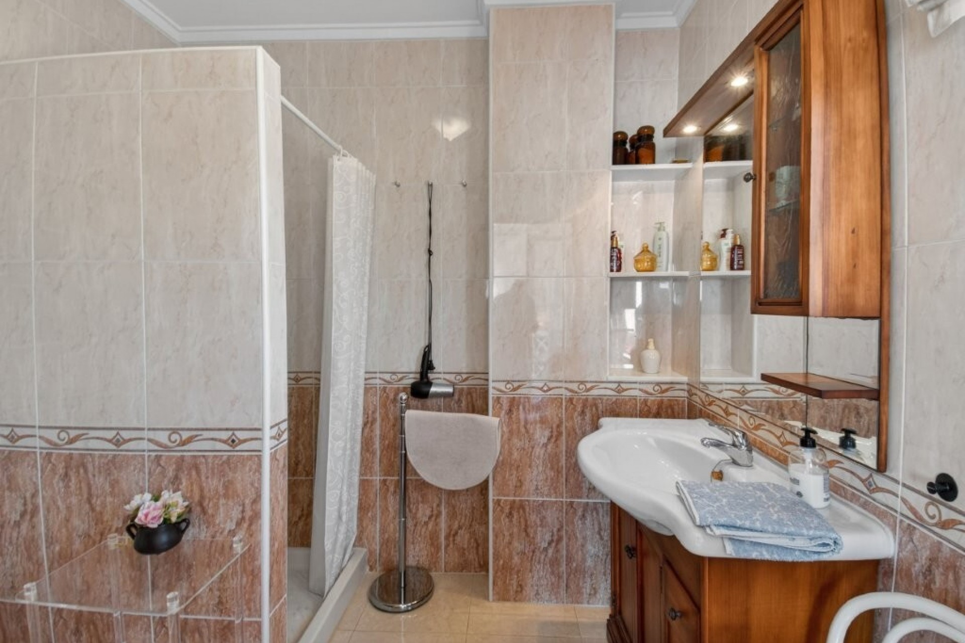 Resale - Quad House -
Playa Flamenca - Serena III