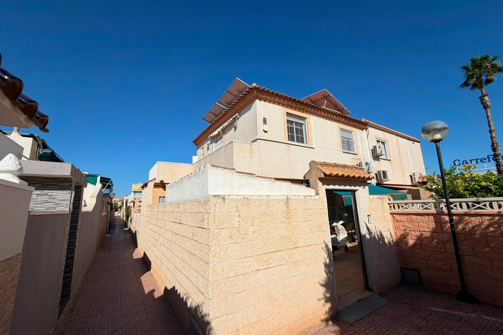 Resale - Quad House -
Torrevieja - Carrefour