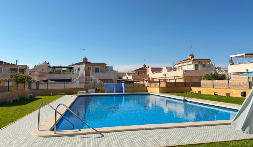 Resale - Quad House -
Torrevieja - Carrefour