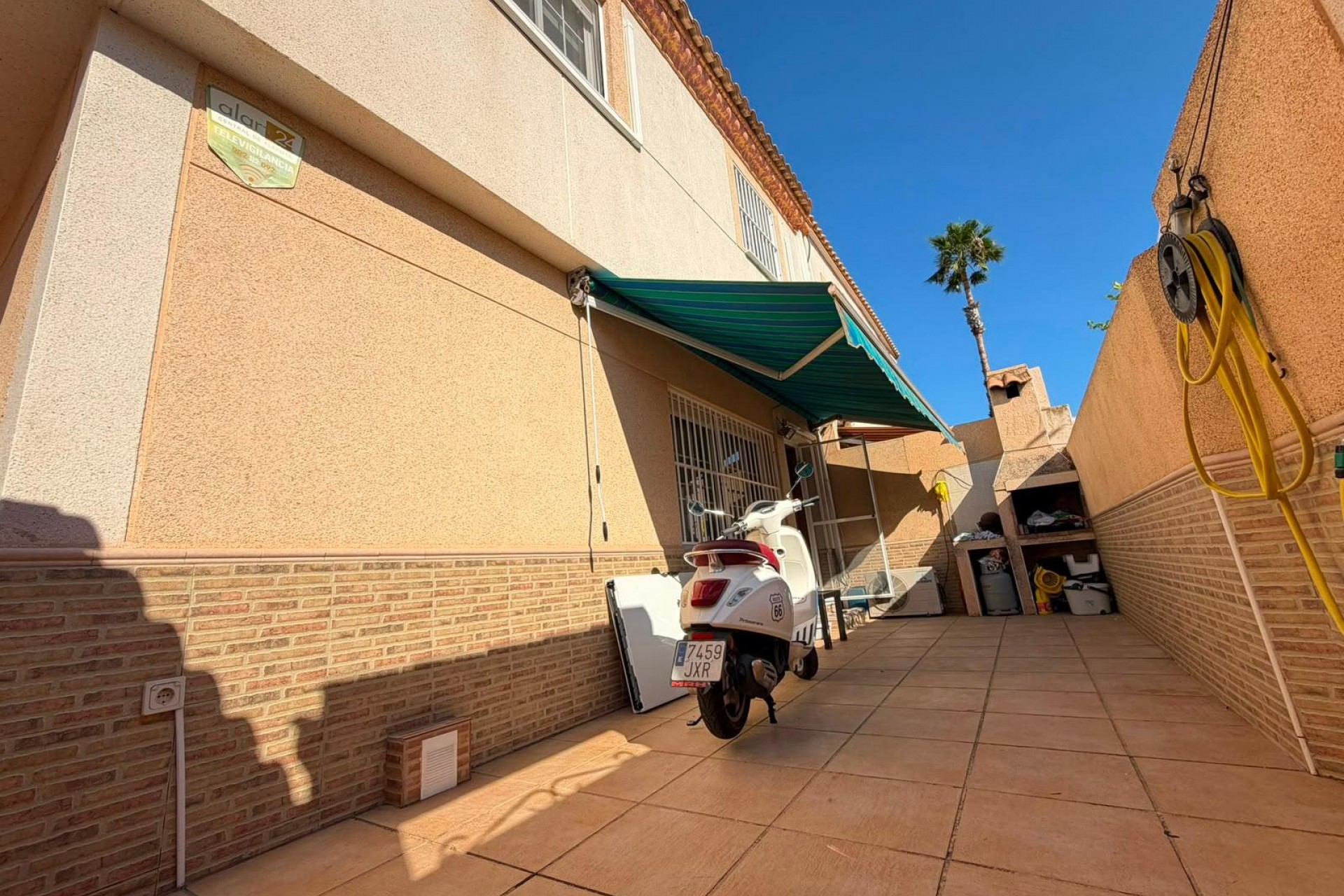 Resale - Quad House -
Torrevieja - Carrefour