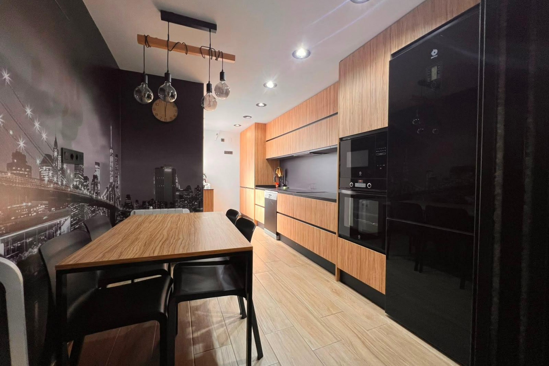 Resale - Quad House -
Torrevieja - Carrefour