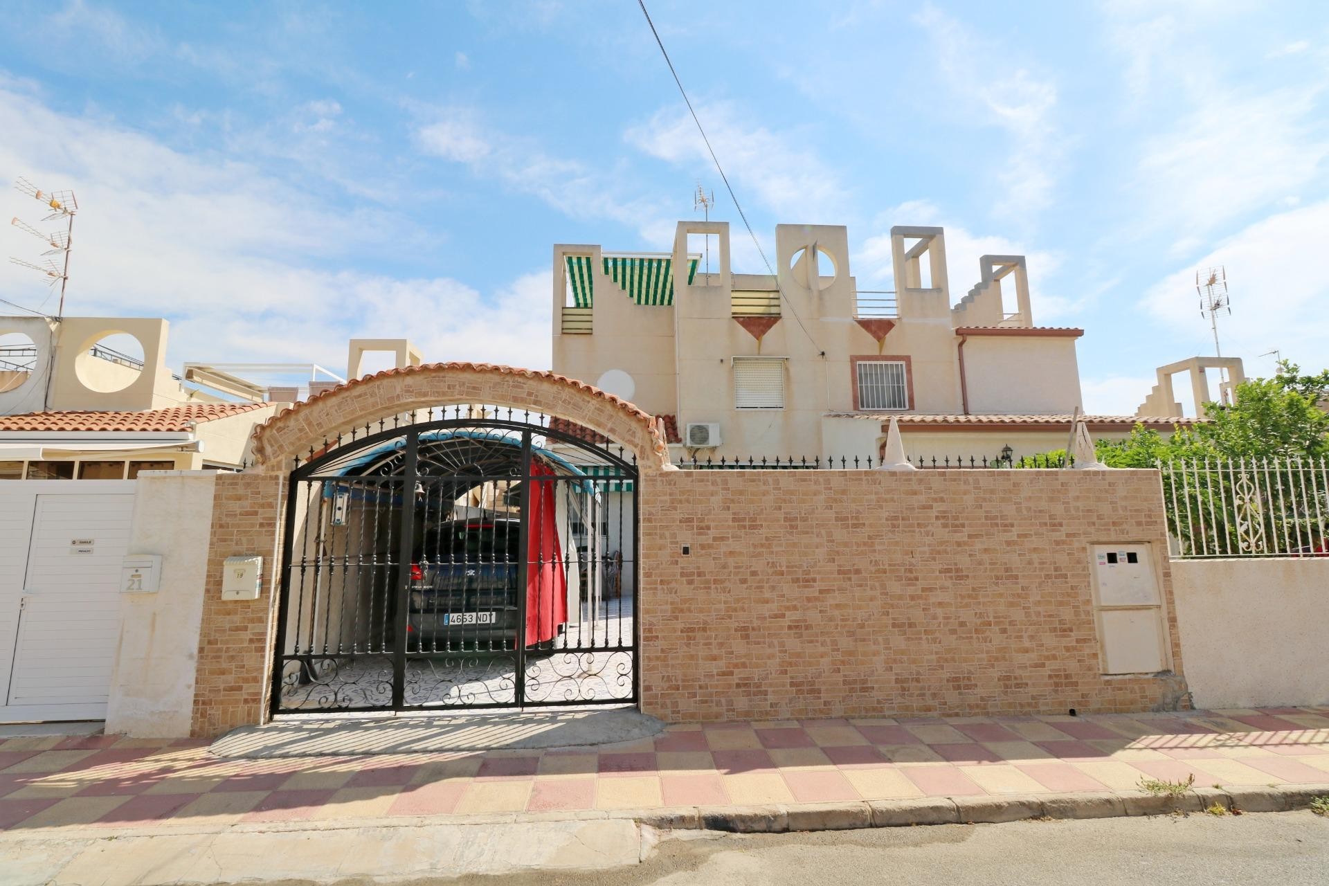 Resale - Quad House -
Torrevieja - Torretas