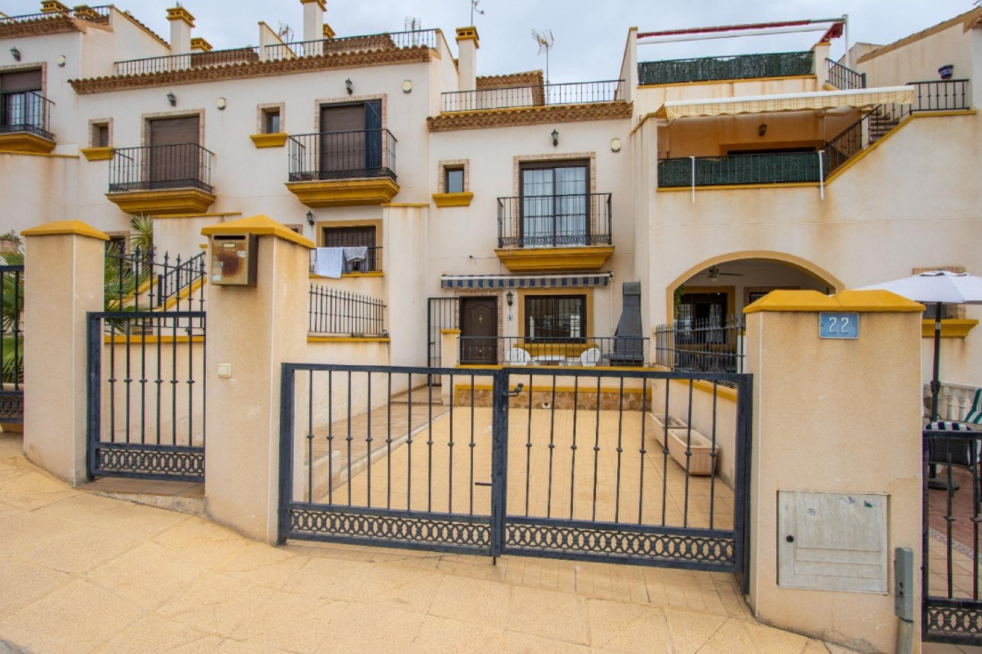 Resale - Quad Villa -
Orihuela Costa - Costa Blanca