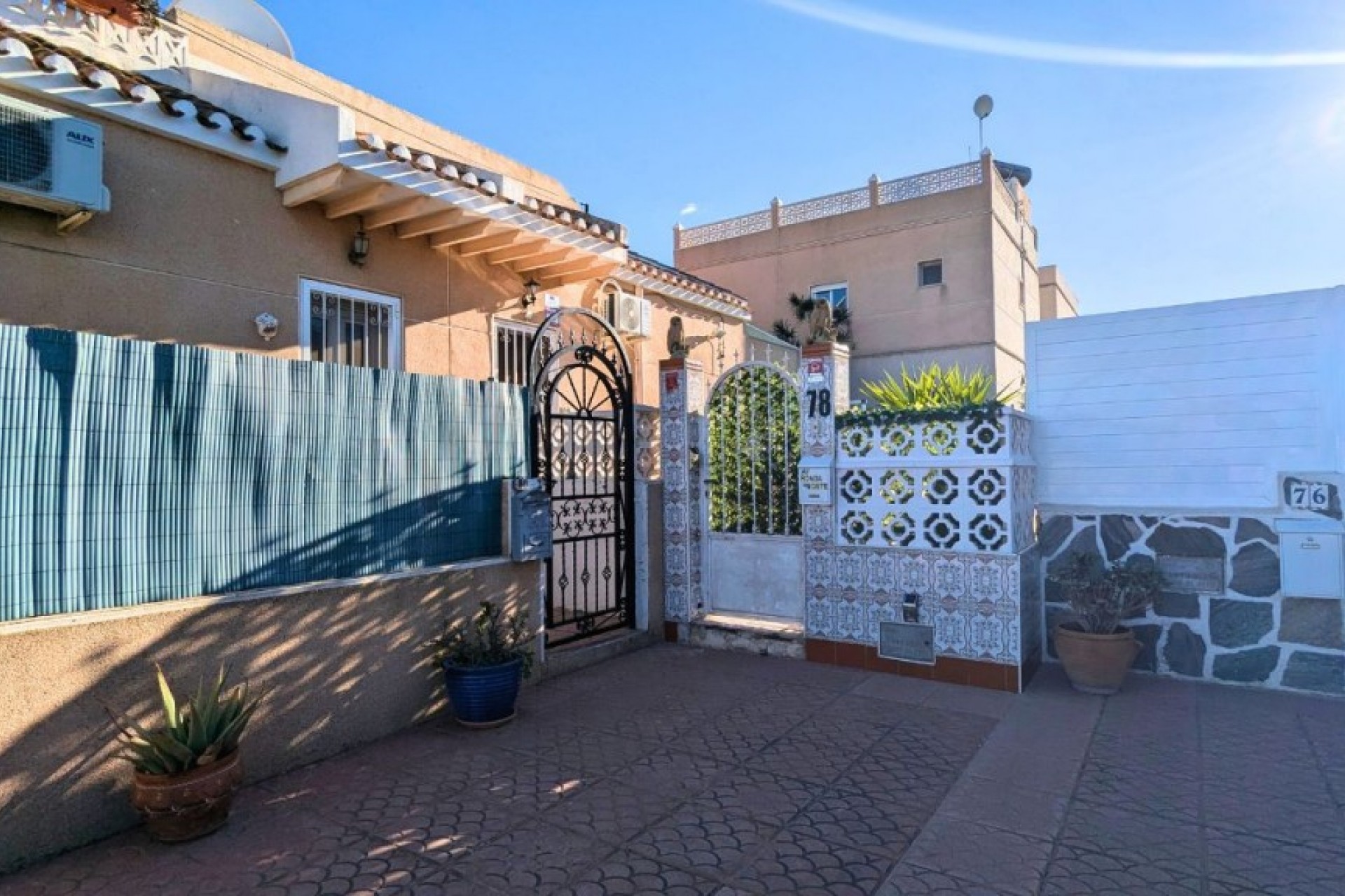 Resale - Quad Villa -
San Miguel de Salinas - Inland