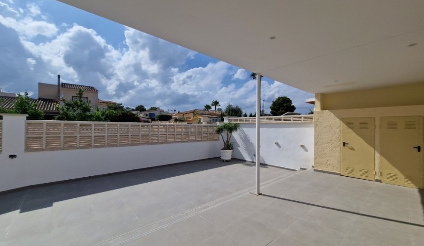 Resale - Semi Detached -
La Nucía - Costa Blanca