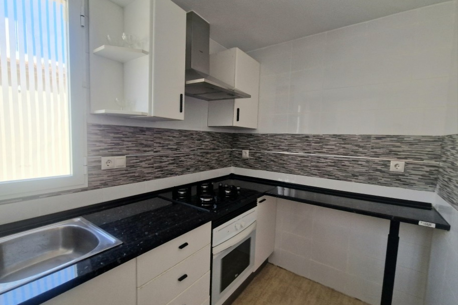 Resale - Semi Detached -
La Nucía - Costa Blanca