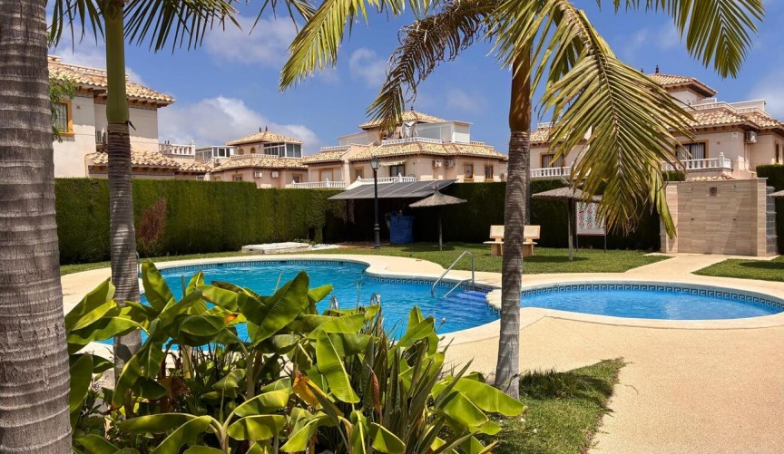 Resale - Semi Detached -
Lomas de Caboroig - Costa Blanca