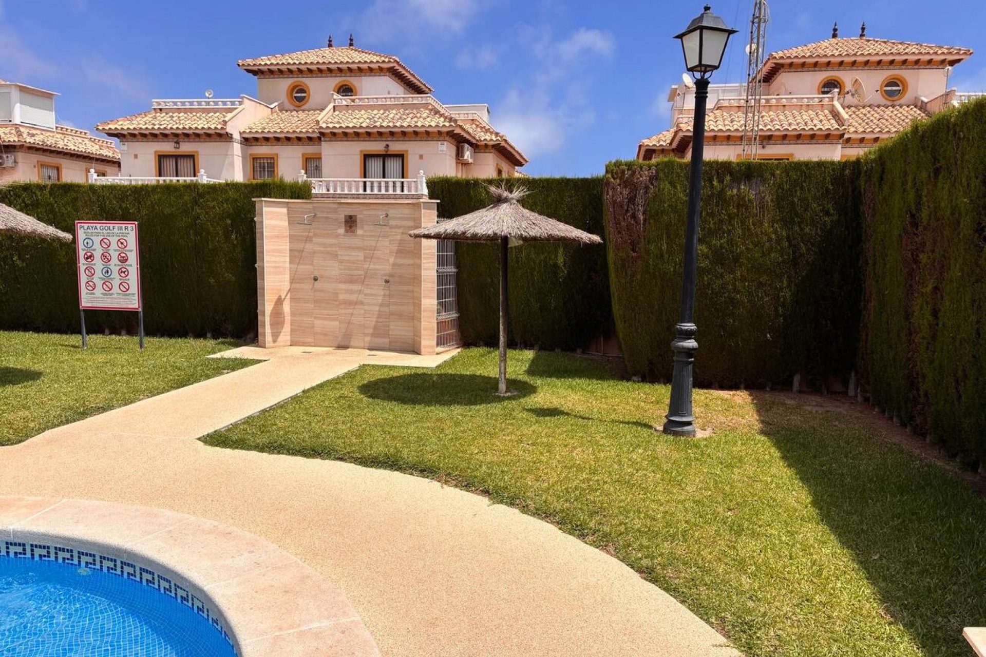 Resale - Semi Detached -
Lomas de Caboroig - Costa Blanca