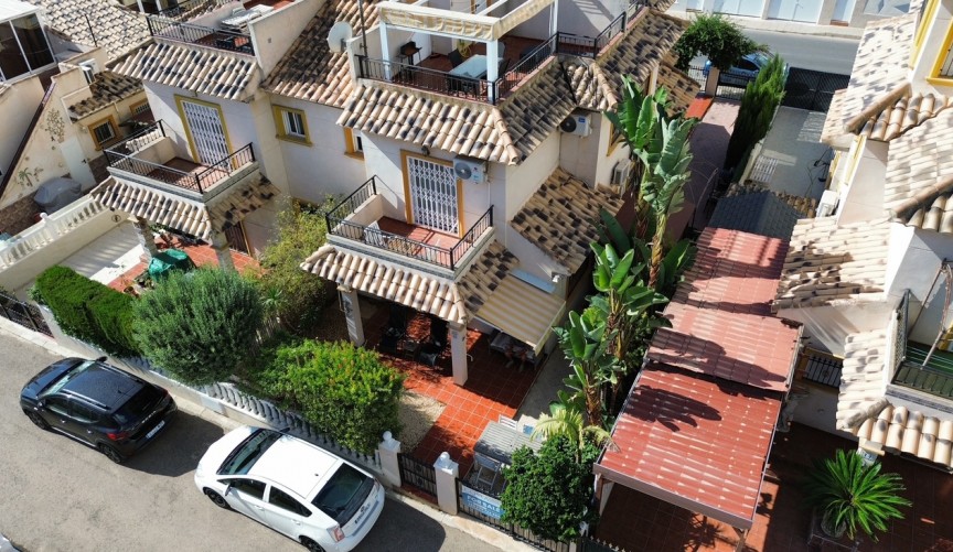 Resale - Semi Detached -
Lomas de Caboroig