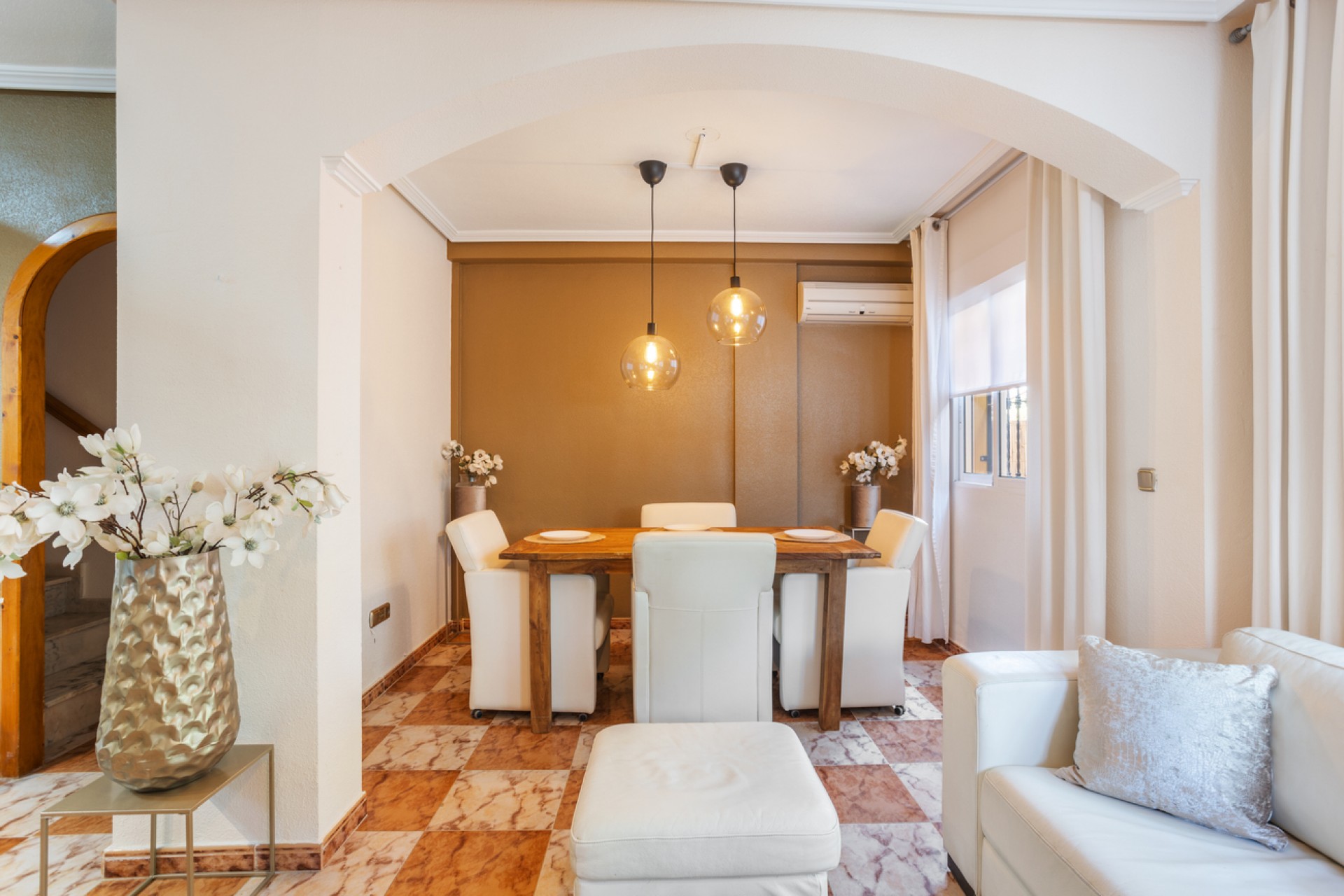 Resale - Semi Detached -
Lomas de Caboroig