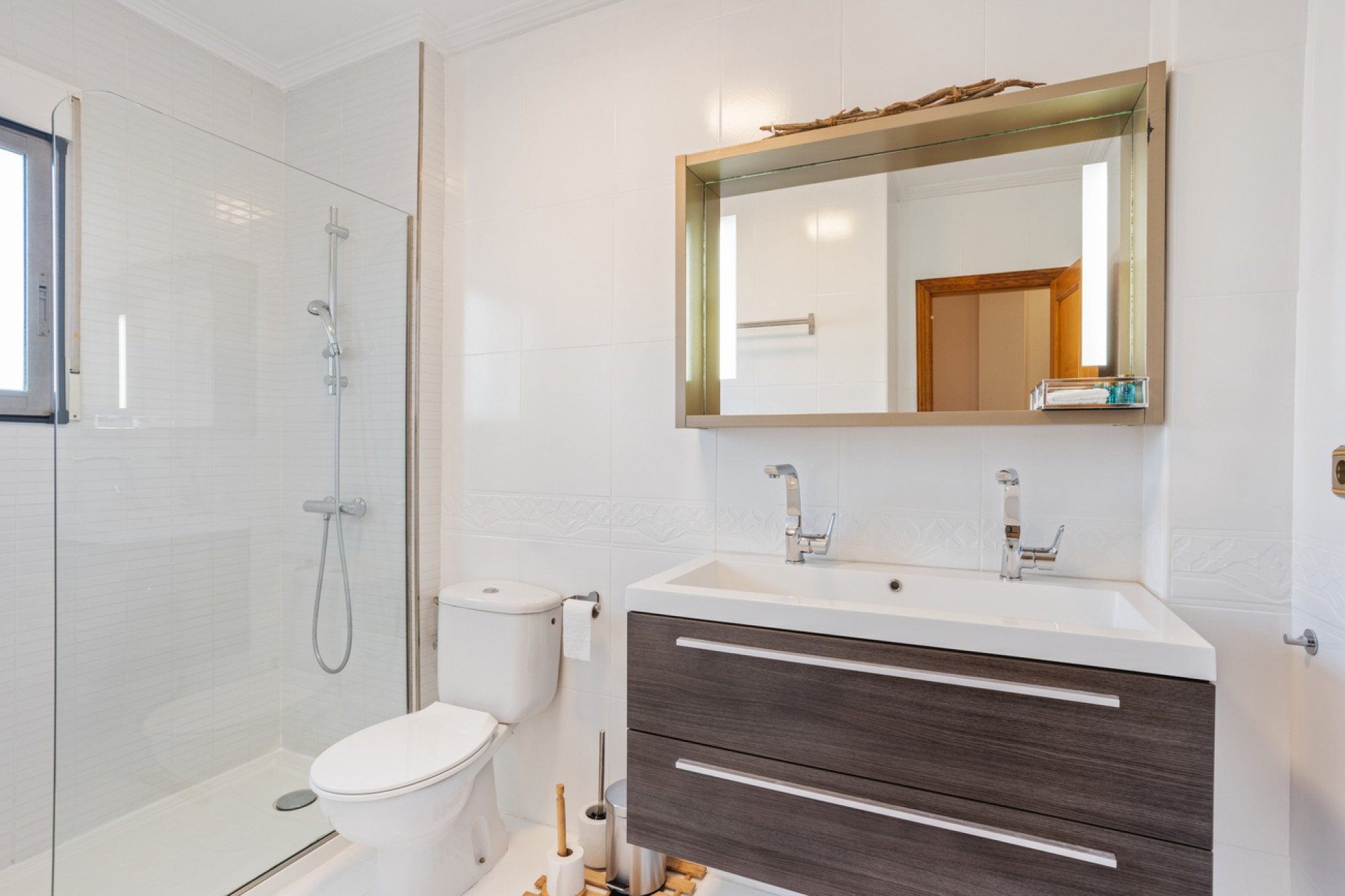 Resale - Semi Detached -
Lomas de Caboroig