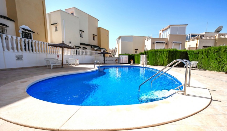 Resale - Semi Detached -
Los Altos - Res Valle de los pinos