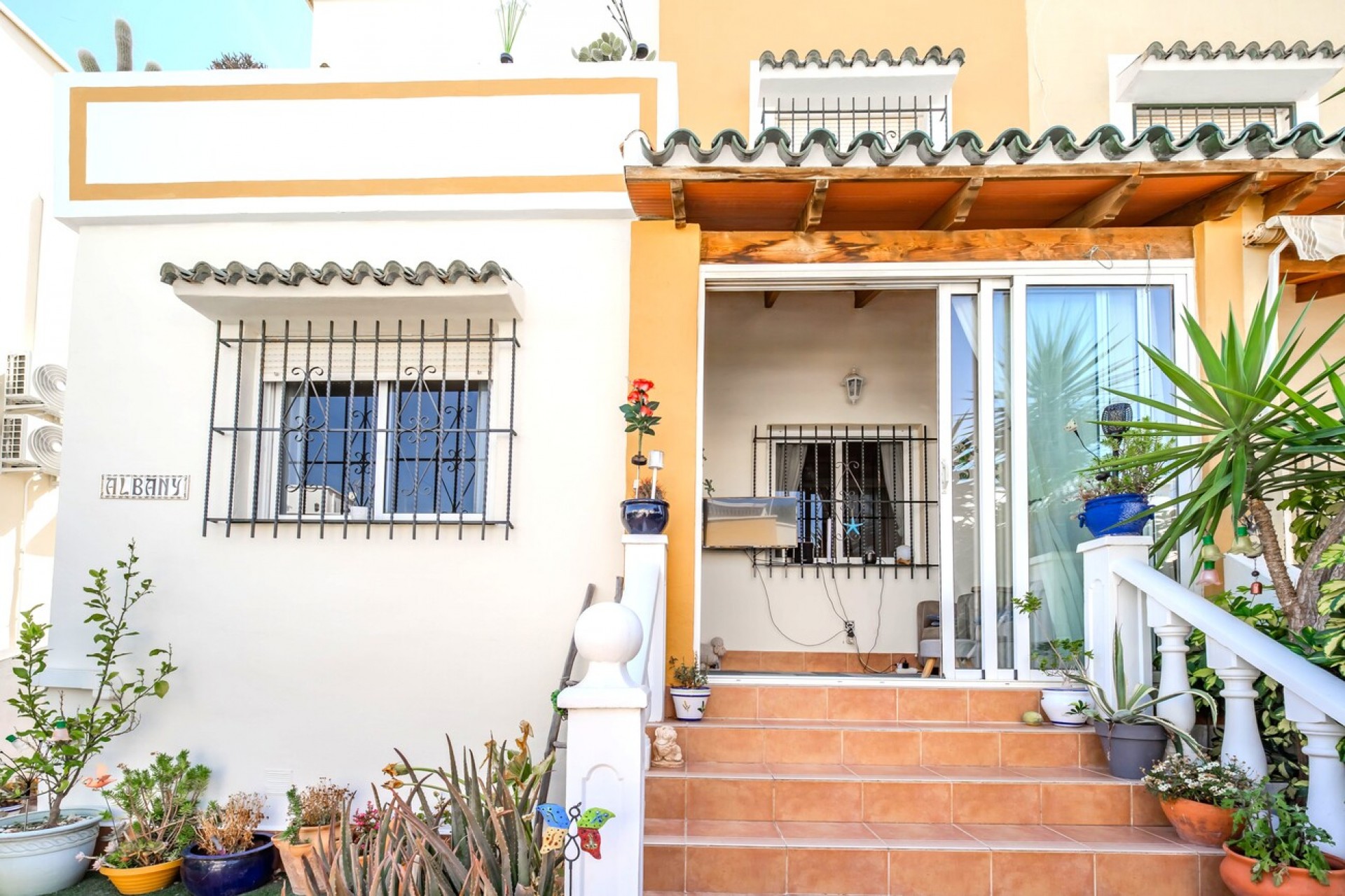 Resale - Semi Detached -
Los Altos - Res Valle de los pinos
