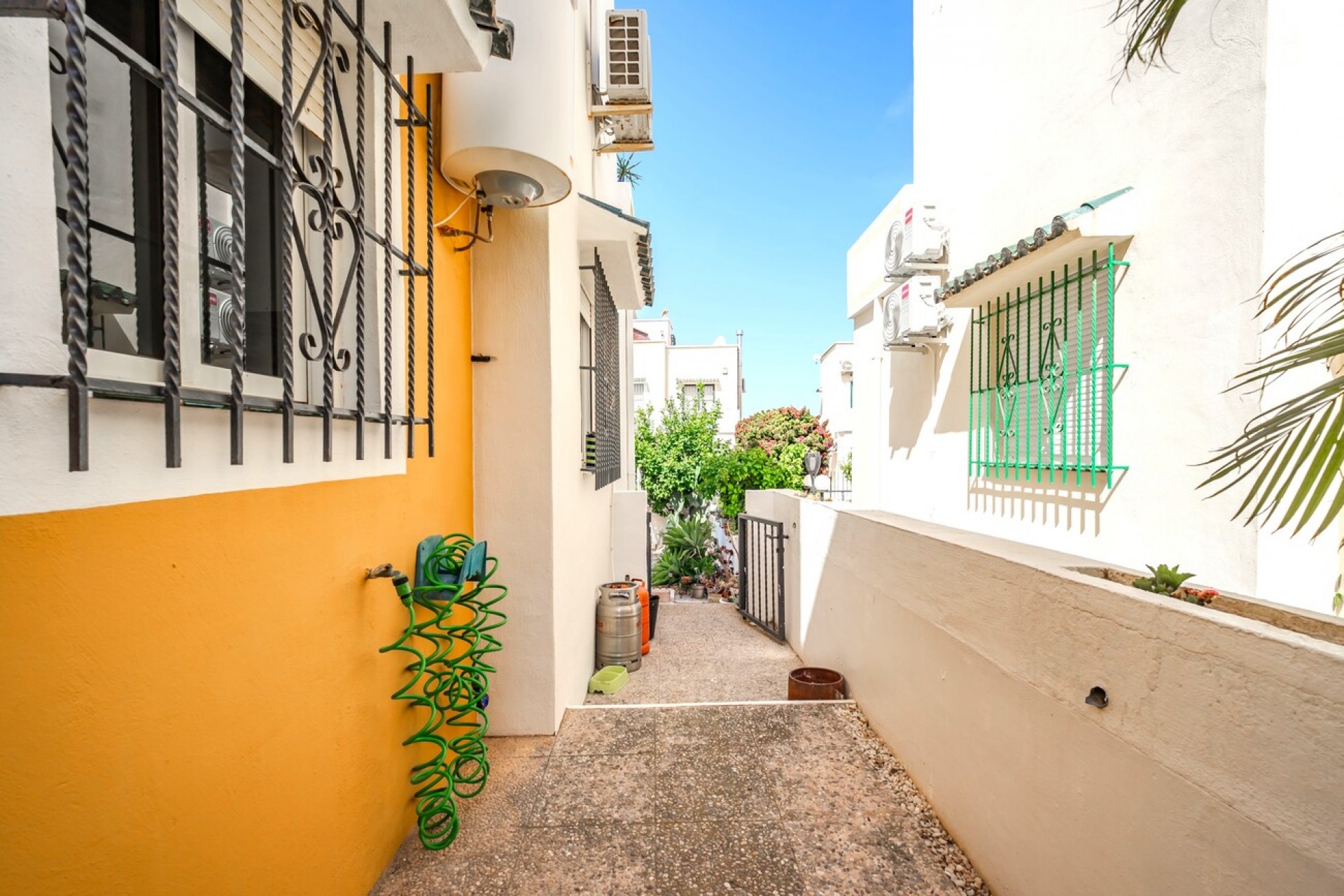 Resale - Semi Detached -
Los Altos - Res Valle de los pinos