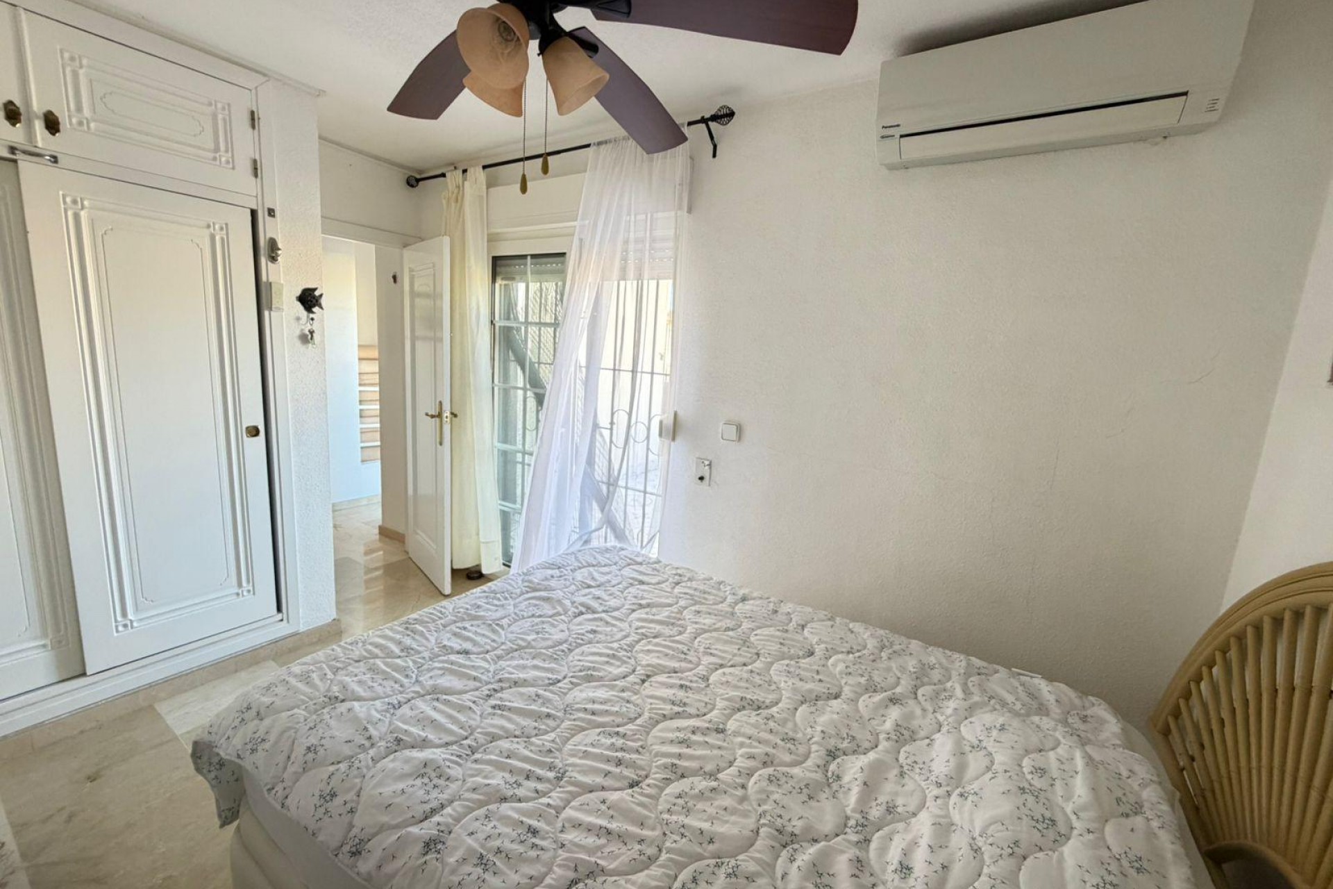 Resale - Semi Detached -
Orihuela Costa - Playa Flamenca