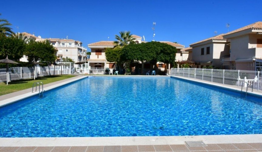 Resale - Semi Detached -
Orihuela Costa - Playa Flamenca