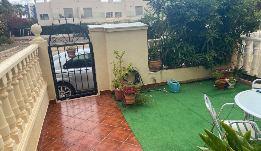 Resale - Semi Detached -
Orihuela Costa - Punta Prima