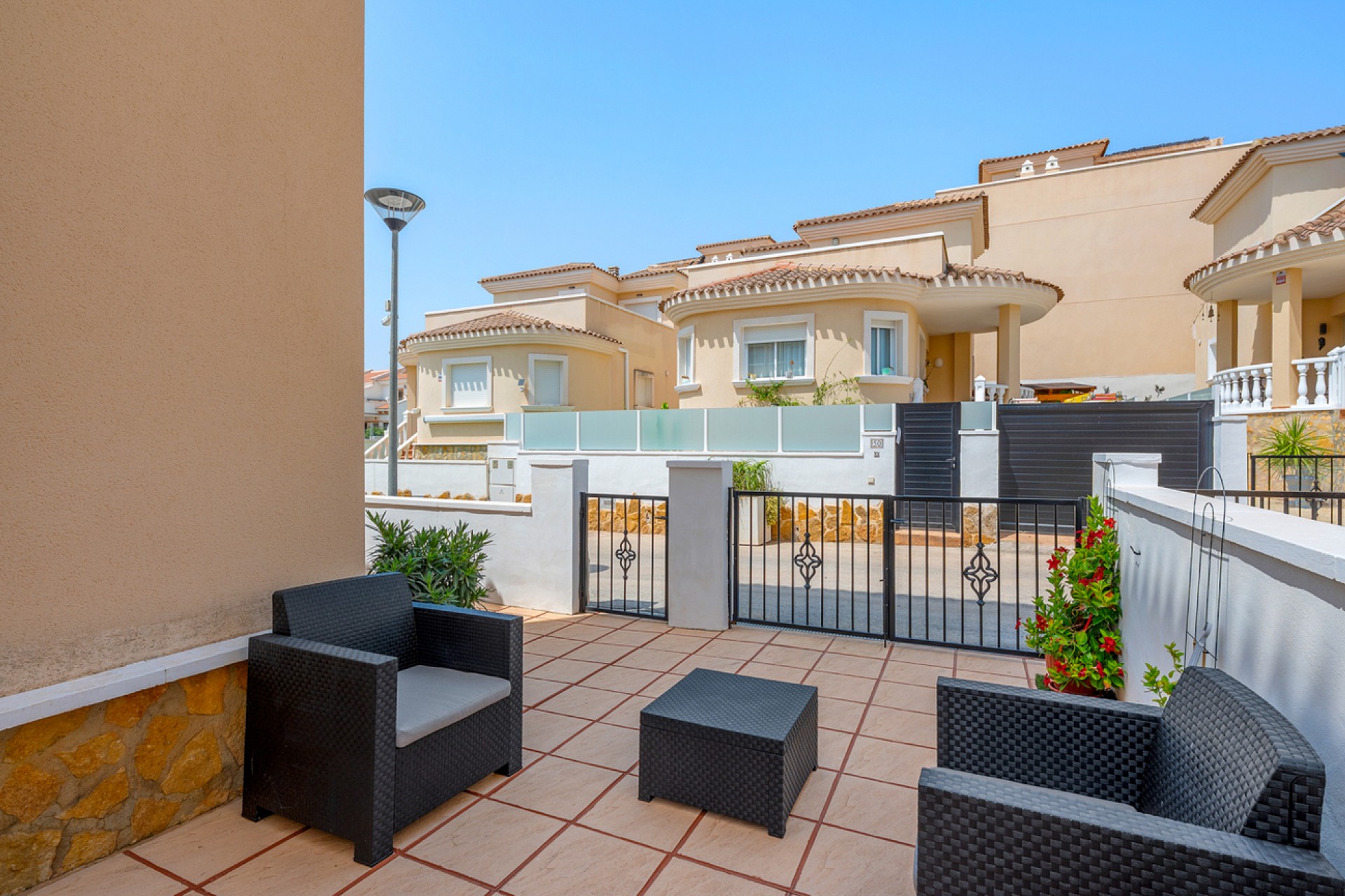 Resale - Semi Detached -
San Miguel de Salinas - Costa Blanca
