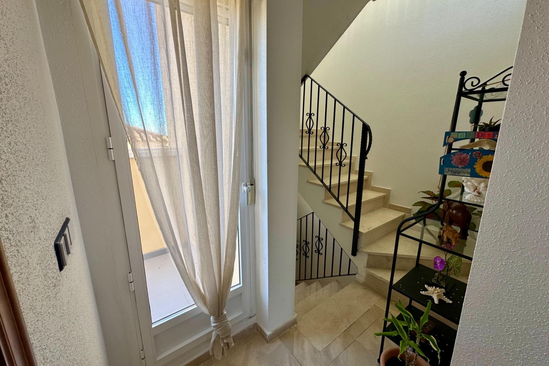 Resale - Semi Detached -
San Miguel de Salinas - Residencial Los Flamencos