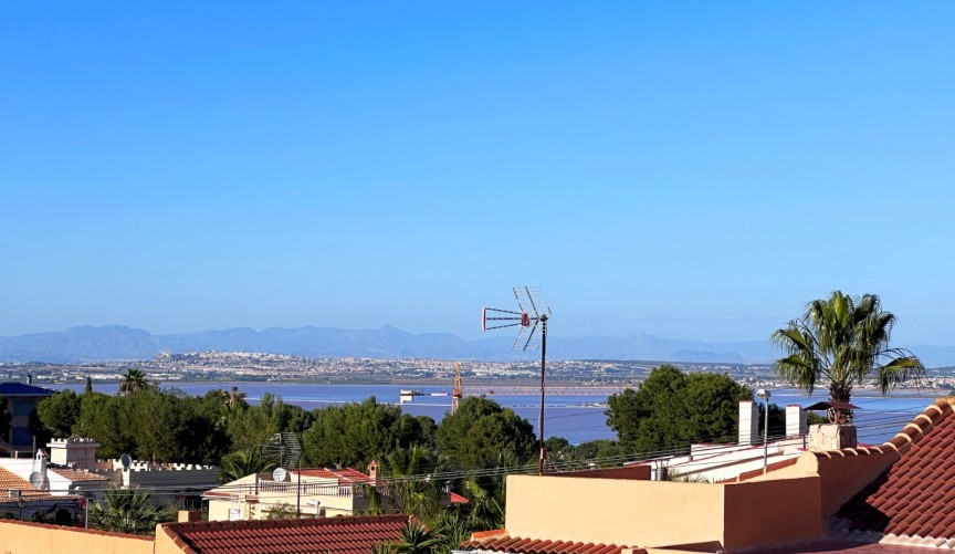 Resale - Semi Detached -
Torrevieja - Costa Blanca