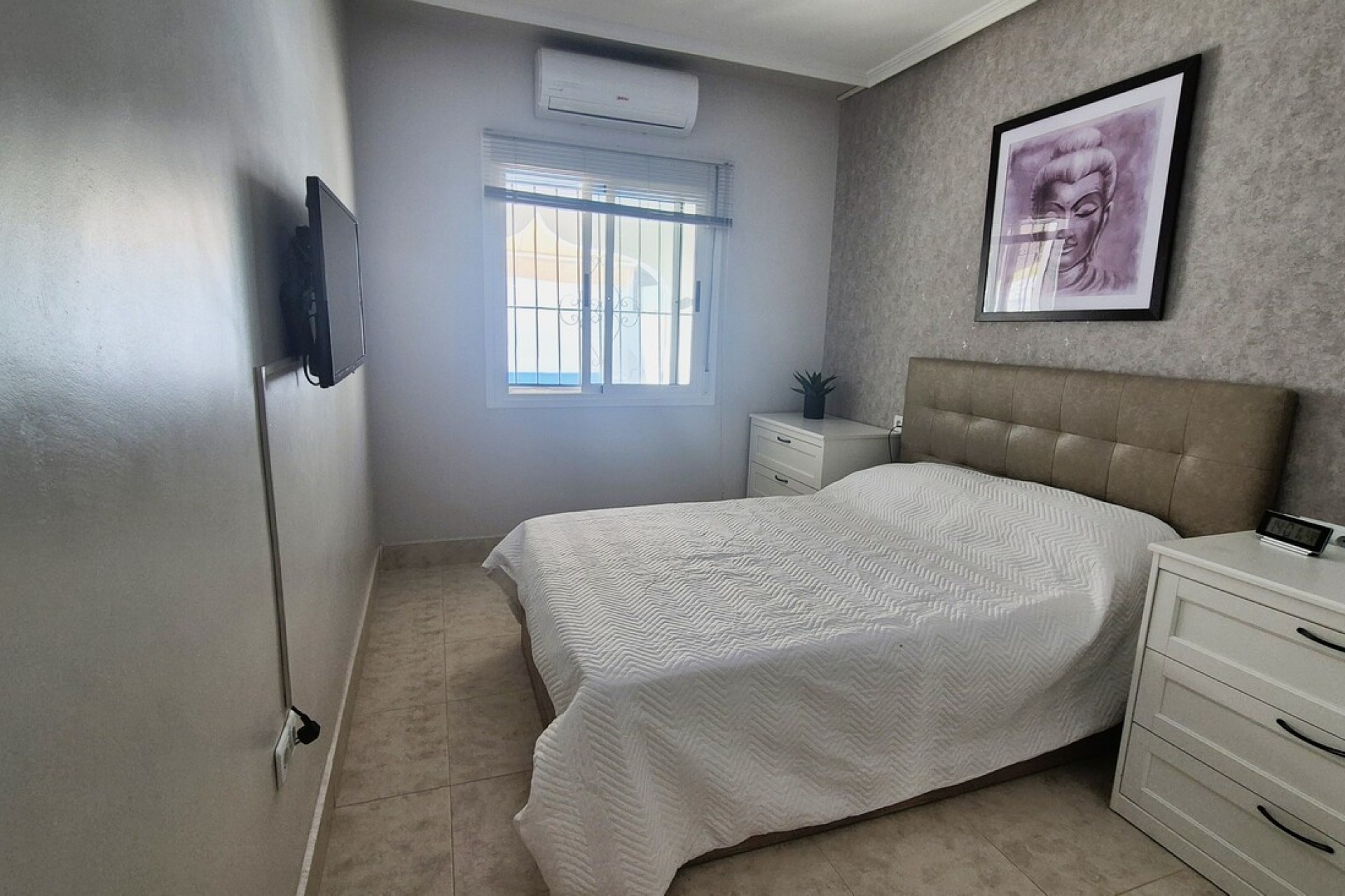 Resale - Semi Detached -
Villamartin - Costa Blanca