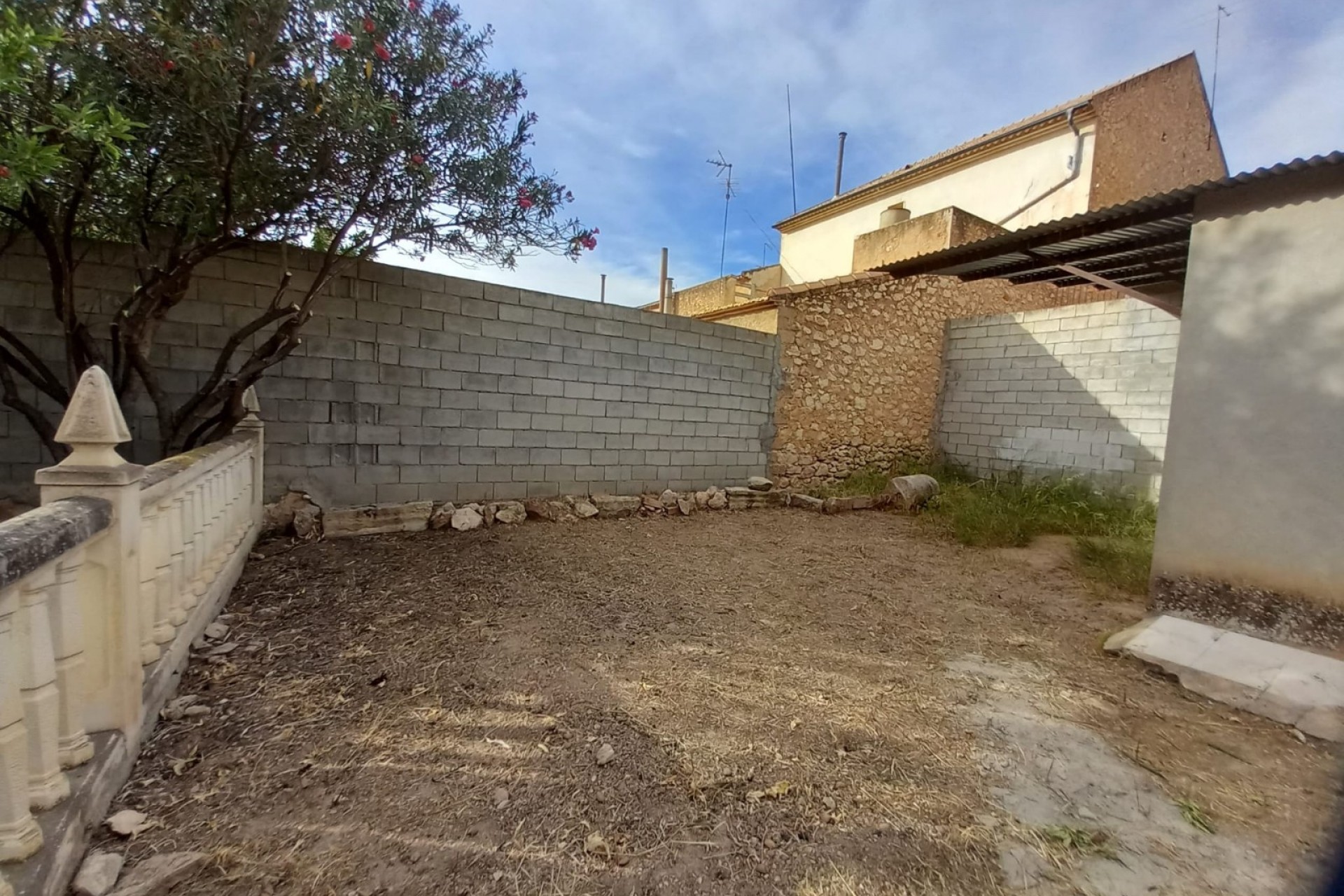 Resale - Town House -
Algueña - Inland