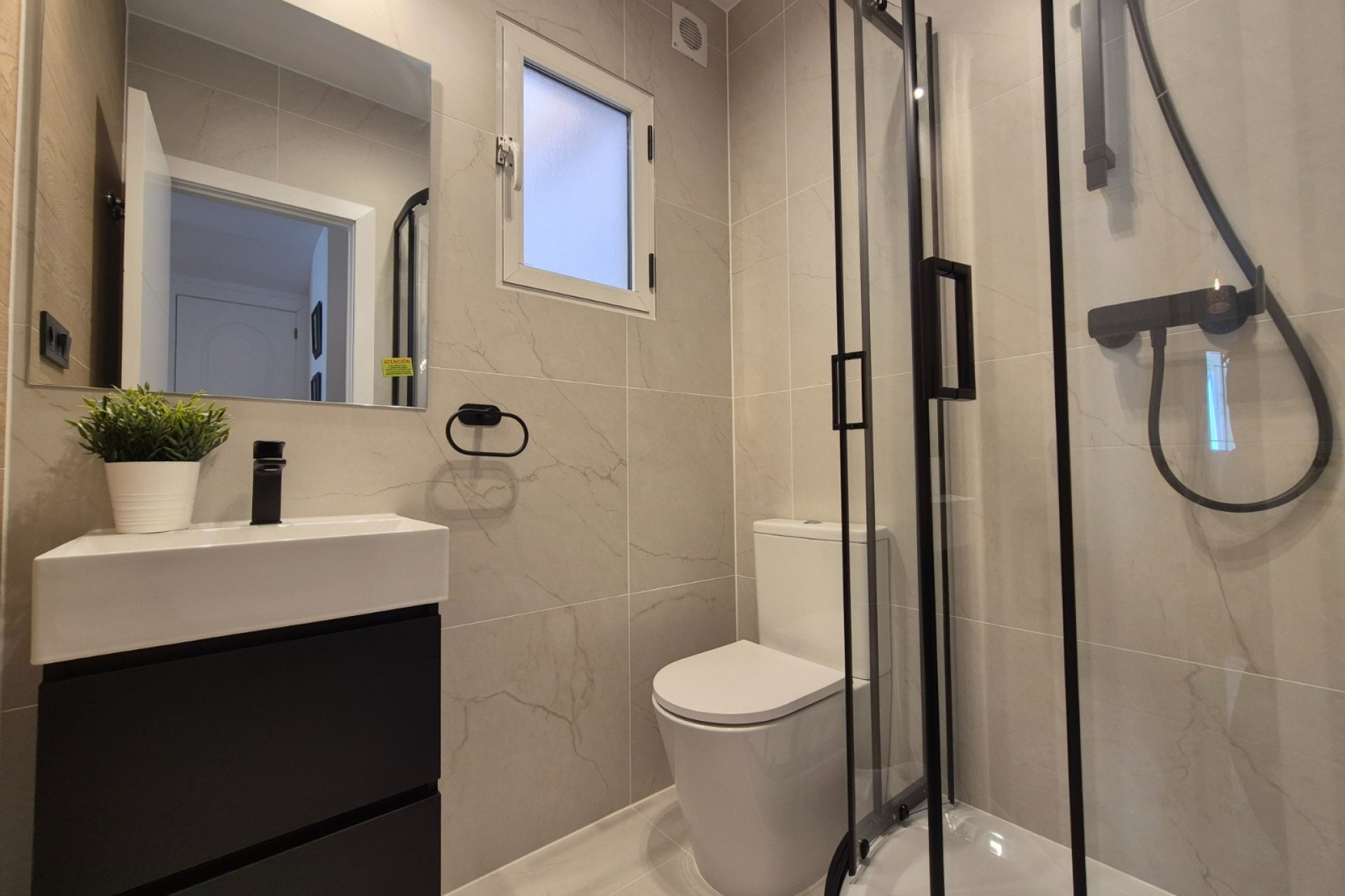 Resale - Town House -
Alicante - Costa Blanca