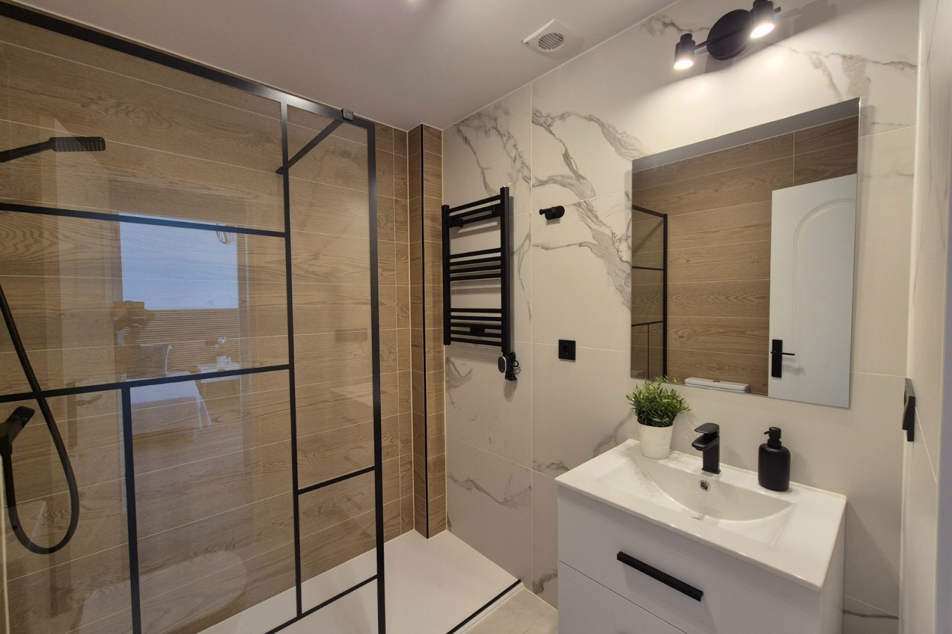 Resale - Town House -
Alicante - Costa Blanca