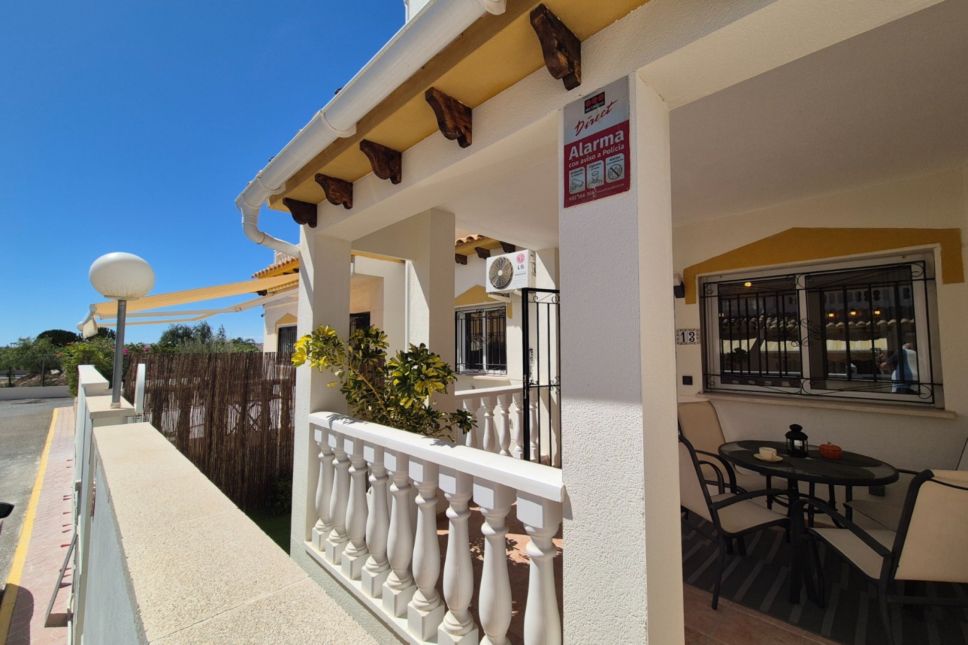 Resale - Town House -
Alicante - Costa Blanca