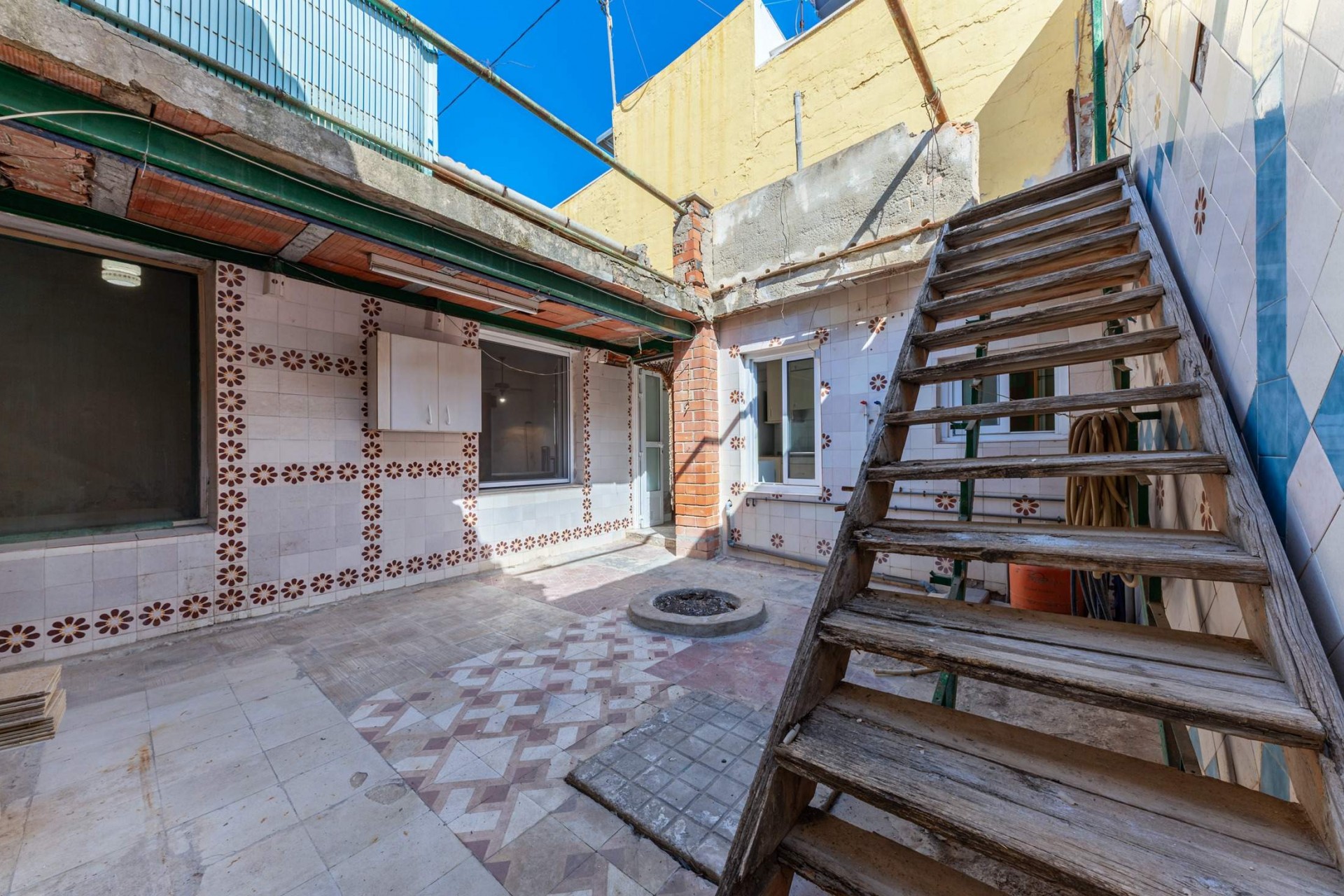 Resale - Town House -
Alicante - San Agustin