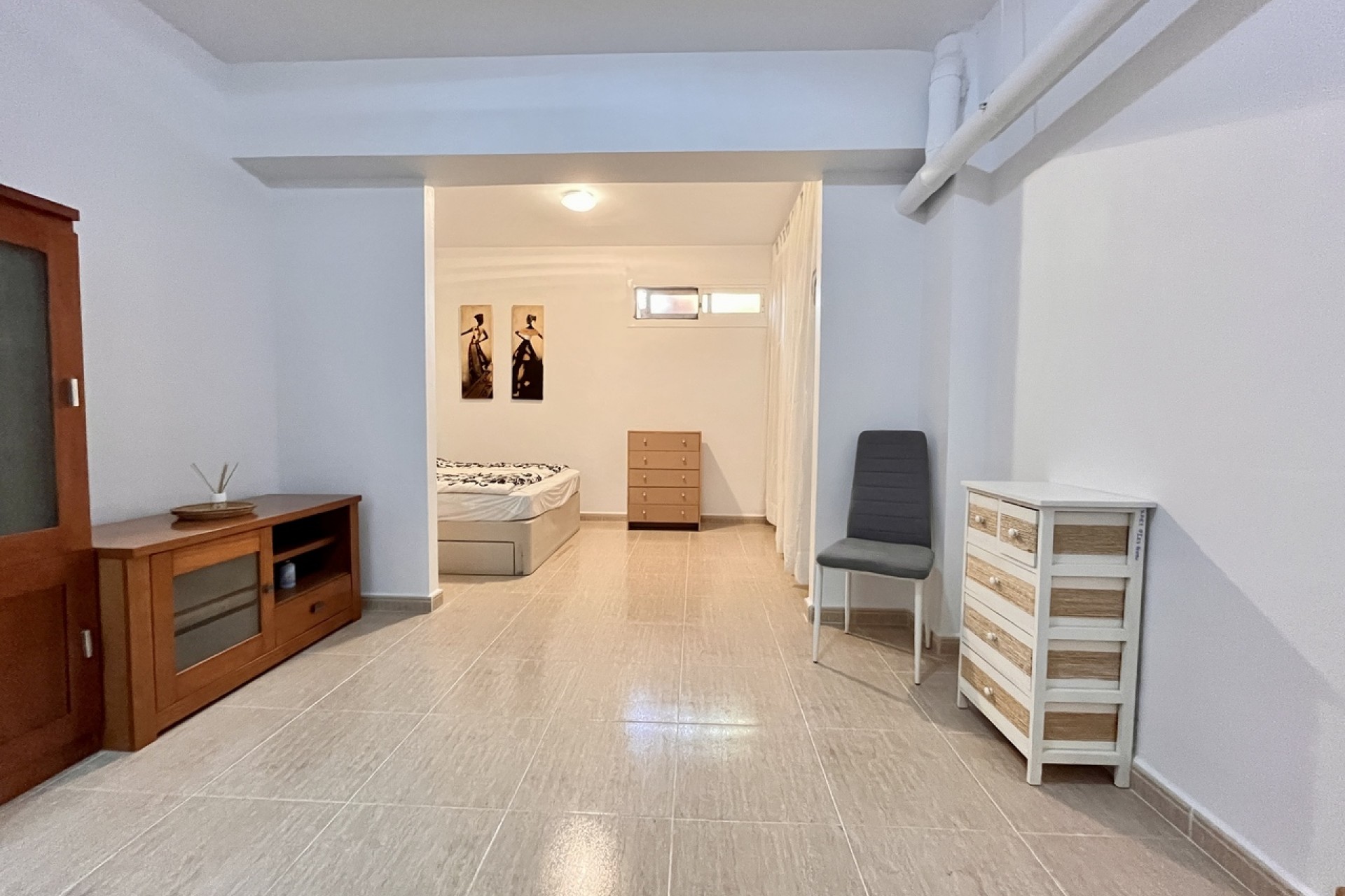 Resale - Town House -
Avileses - Inland