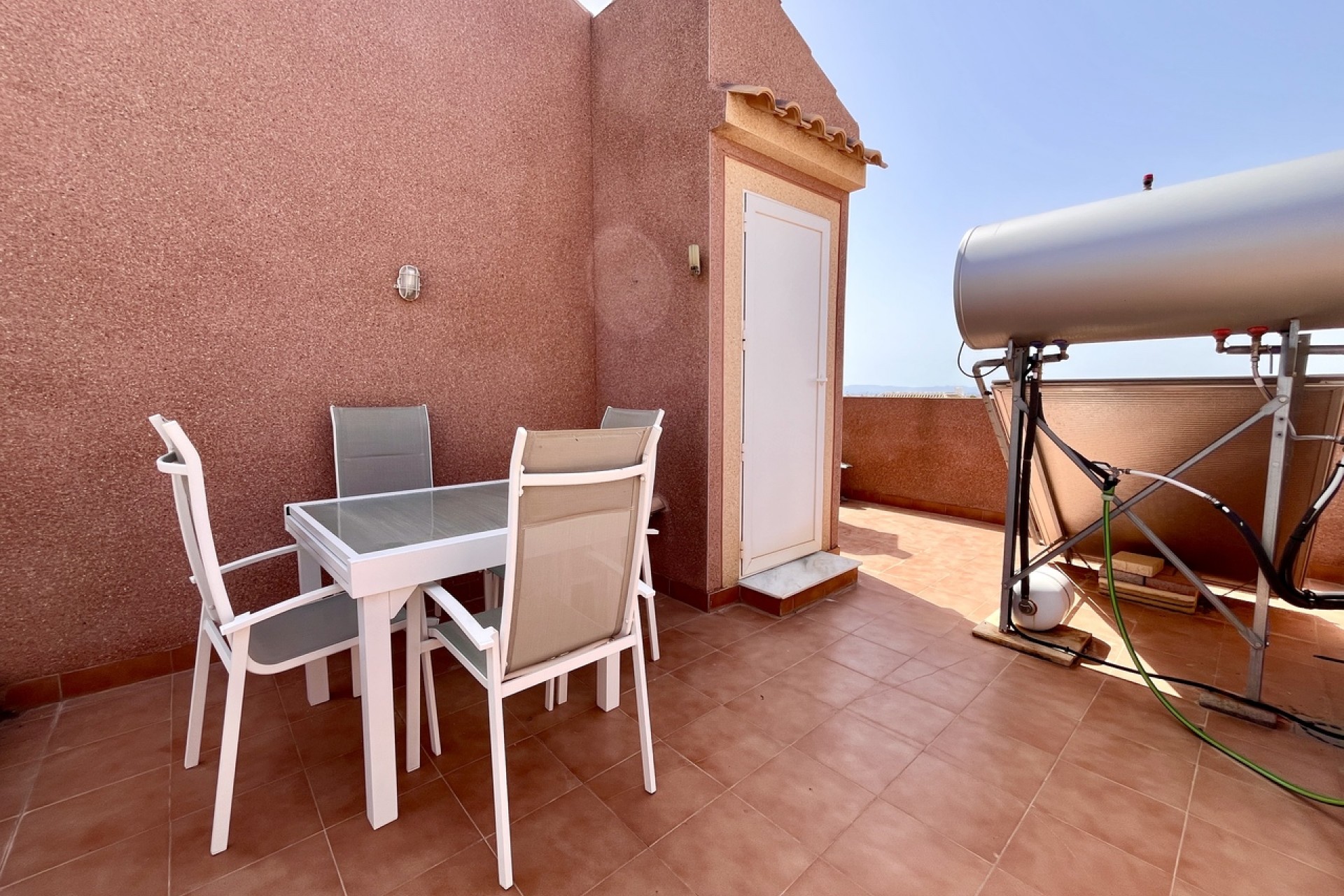 Resale - Town House -
Avileses - Inland