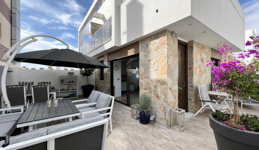 Resale - Town House -
Cabo Roig - Costa Blanca