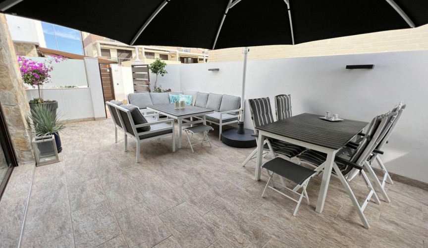 Resale - Town House -
Cabo Roig - Costa Blanca