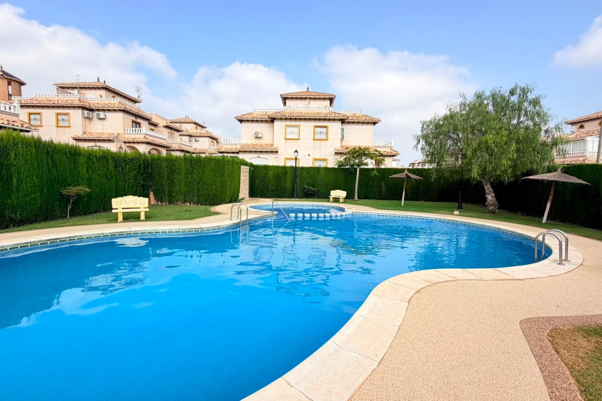 Resale - Town House -
Cabo Roig - Costa Blanca