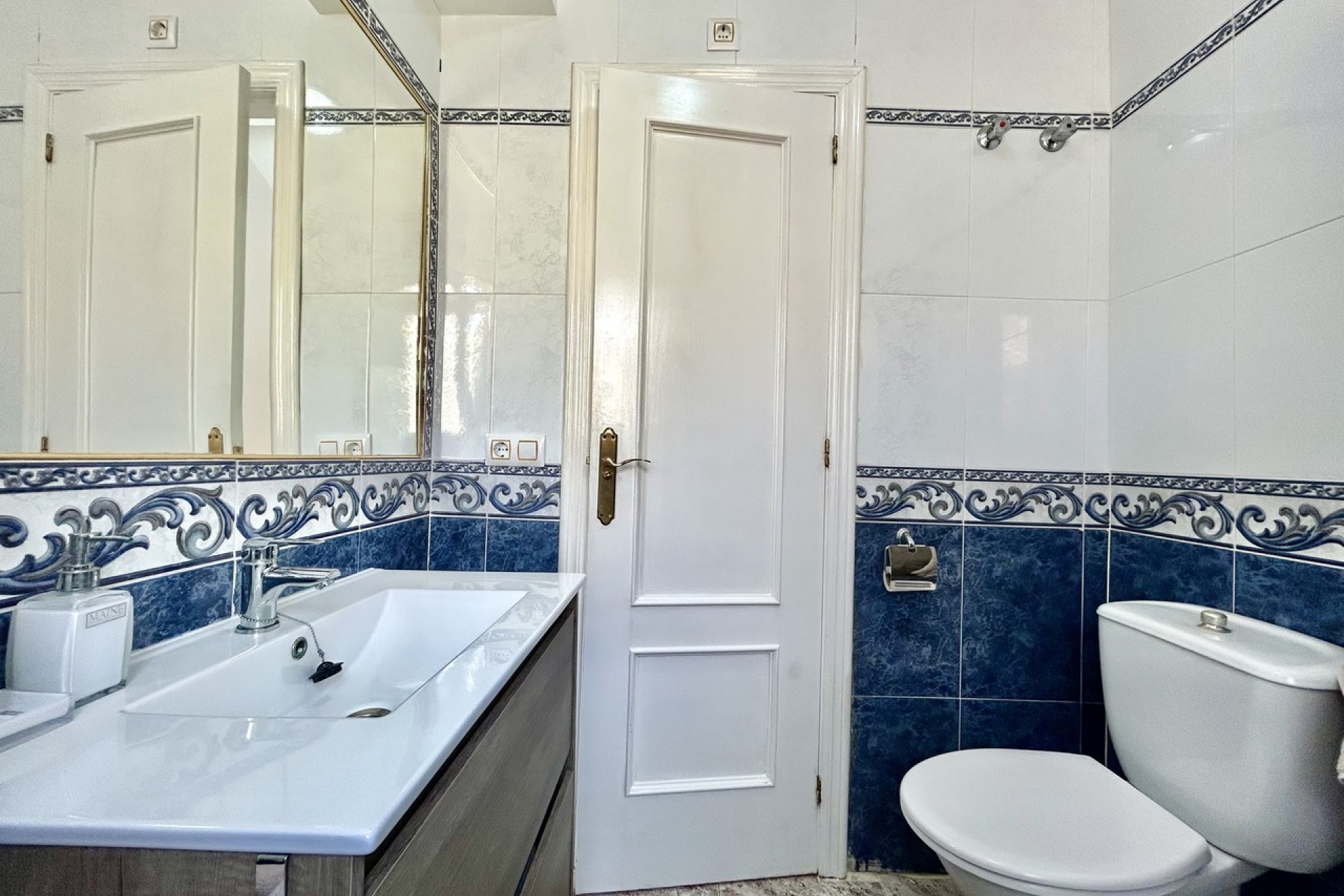 Resale - Town House -
Cabo Roig - Costa Blanca