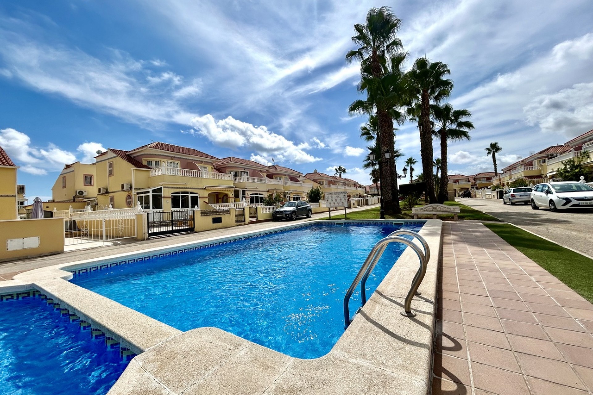 Resale - Town House -
Cabo Roig - Costa Blanca