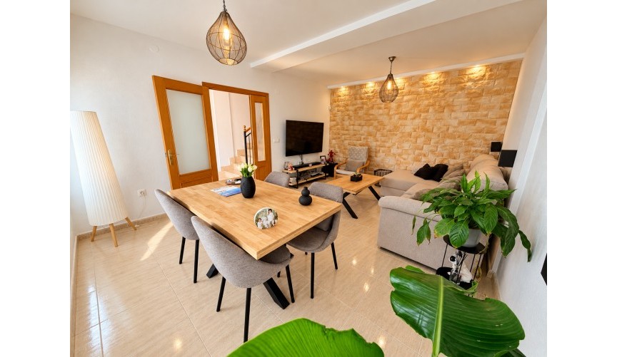 Resale - Town House -
Daya Nueva - Costa Blanca